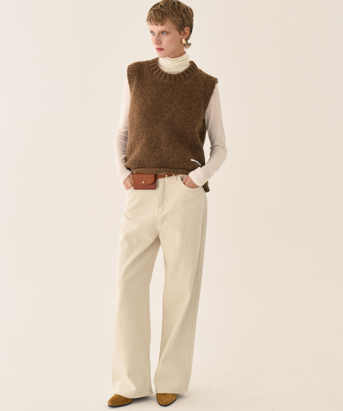 GRIDAJ(クリダジェイ)の「ミニマルストレートコットンパンツ_アイボリー(その他パンツ・レディース・アイボリー・SMALL/MEDIUM)」の5枚目の写真