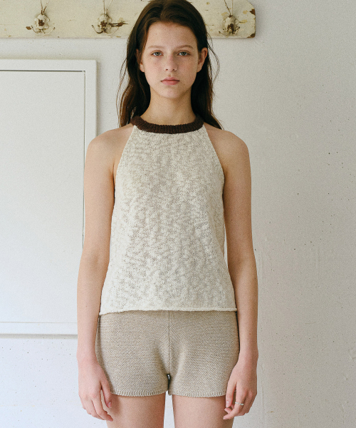 ANDNEEDS(アンドニーズ)の「Fetta halter sleeveless (ivory)(Tシャツ/カットソー・レディース・その他・FREE)」の4枚目の写真