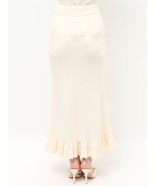 RESEXXY（リゼクシー）の「ヘムフリルマーメイドニットスカート【セットアップ着用可能】（スカート・レディース・アイボリー/ブラック・FREE）」の17枚目の写真