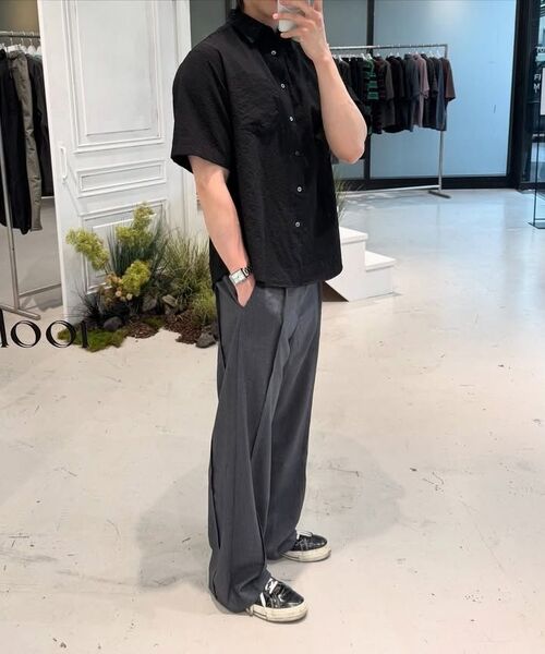 ENDOOR(エンドア)の「Exposed seam pants (charcoal)(スラックス・メンズ・チャコールグレー・3/1/2)」の9枚目の写真