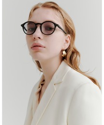 Beyond Basics（ビヨンド ベーシックス）の「IZIPIZI / SUN LIGHT ADAPTIVE #D　調光レンズ（サングラス）」