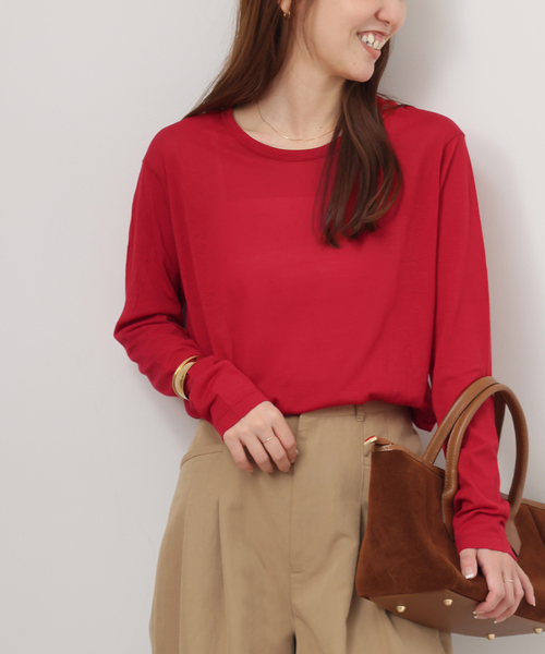 JOURNAL STANDARD relume(ジャーナルスタンダード レリューム)の「《追加5》シアークルーネックロングTシャツ(Tシャツ/カットソー・レディース・ブラック/レッド/ブラウン/ホワイト・FREE)」の4枚目の写真