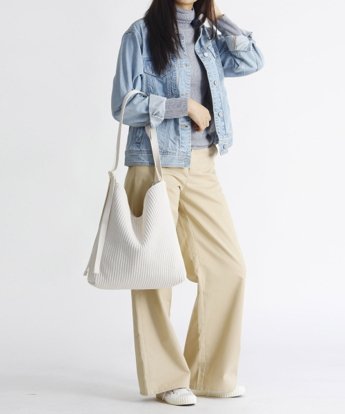 GREEN STUFF(グリーンスタッフ)の「enough bag 57 - corduroy canvas ivory(ショルダーバッグ・レディース・その他・FREE)」の5枚目の写真
