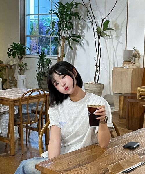 mydeepbluememories(マイディープブルーメモリーズ)の「Mm Symbol Logo T-Shirts (LIGHT GREY / SKY)(Tシャツ/カットソー・レディース・ライトグレー・SMALL/MEDIUM/LARGE)」の6枚目の写真
