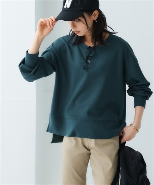 nissen（ニッセン）の「なめらかポンチ素材　サイドスリットプルオーバー（セットアップ可能）＜大きいサイズ有＞（Tシャツ/カットソー・レディース・モカ/パープル/ブラック/グレイッシュベージュ/グレイッシュブルー/チャコールグレー/ダークグリーン/レモンイエロー・M/L/LL/3L/S）」の5枚目の写真