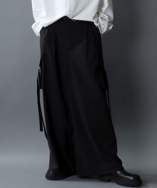 SITRY（シトリー）の「2Tuck Drape Wide Cargo Pants/2タックドレープ ワイドカーゴパンツ セットアップ対応（カーゴパンツ・メンズ・チャコール/ブラック・LL/L/M）」の19枚目の写真