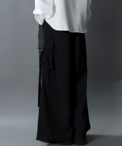 SITRY（シトリー）の「2Tuck Drape Wide Cargo Pants/2タックドレープ ワイドカーゴパンツ セットアップ対応（カーゴパンツ・メンズ・チャコール/ブラック・LL/L/M）」の16枚目の写真