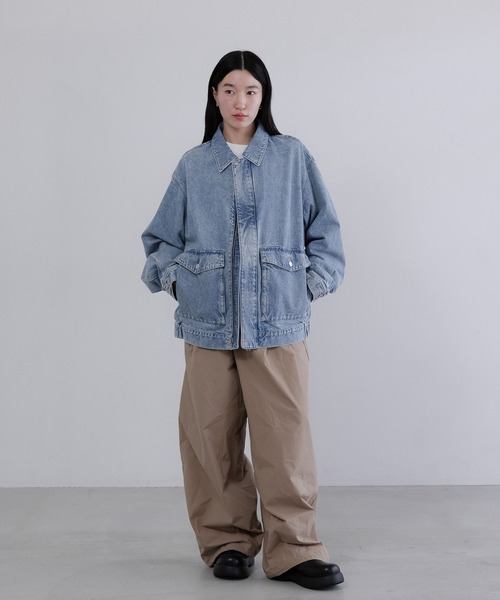 LOWRYS FARM(ローリーズファーム)の「【LFM(U)】デニムブルゾン【UNISEX】 606932(デニムジャケット・メンズ・ブラック/ブルー・MEDIUM/LARGE)」の4枚目の写真