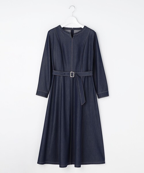 ANY SIS(エニィスィス)の「シャンブレーベルテッド ワンピース(ワンピース・レディース・ベージュ系/ネイビー系・LARGE/MEDIUM/SMALL)」の2枚目の写真