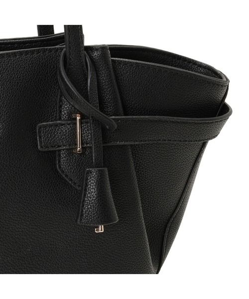Guess（ゲス）の「YESBA Girlfriend Shoulder Satchel トートバッグ  （トートバッグ・レディース・ブラック/ベージュ・ONE SIZE）」の9枚目の写真