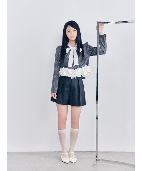 LILY BROWN(リリーブラウン)の「【限定カラー】3wayバブルヘムボウタイジャケット(ノーカラージャケット・レディース・グレー/ベージュ/ネイビー/ドット・F)」の16枚目の写真