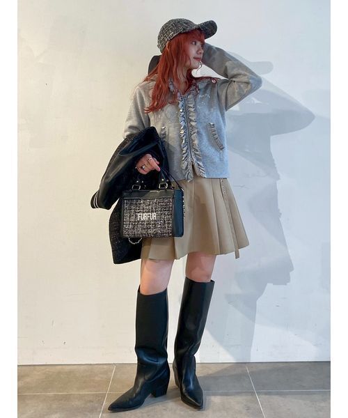 FURFUR(ファーファー)の「ベルト付きタックミニスカート(スカート・レディース・グレー/ブラック/ベージュ・F)」の19枚目の写真
