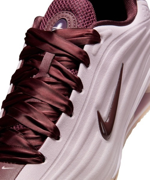 NIKE Shox Z SE(ナイキ ウィメンズ ショックス Z SE)(スニーカー NIKE Shox Z SE(ナイキ ウィメンズ ショックス Z SE)(スニーカー
