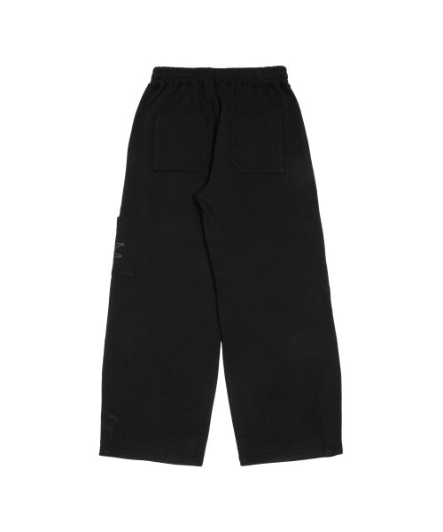 THECOLDESTMOMENT（ザコールデストモーメント）の「TCM cargo logo sweat pants (black)（その他パンツ・レディース・その他・S/M/L）」の3枚目の写真
