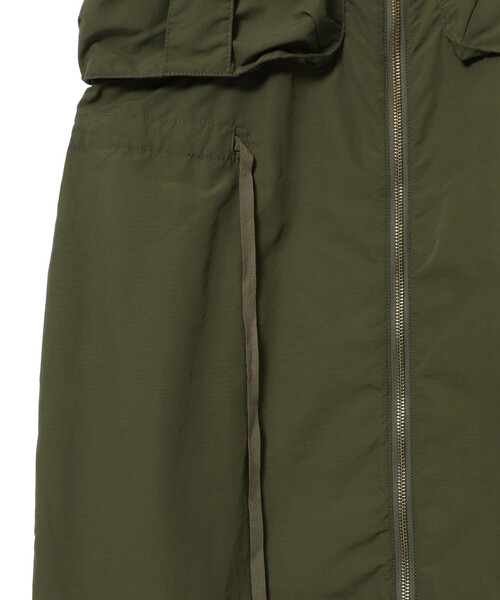 BEAMS BOY（ビームスボーイ）の「ナイロン フィッシング ベスト アレンジ ワンピース（ワンピース・レディース・オリーブ/ブラック・2/1）」の22枚目の写真