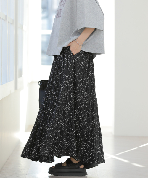 JOURNAL STANDARD relume(ジャーナルスタンダード レリューム)の「コットンボイルクリンクルマーメイドスカート(ドット柄)(スカート・レディース・ブラック・FREE)」の11枚目の写真