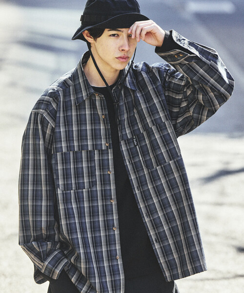 Foxfire（フォックスファイヤー）の「Foxfire/フォックスファイヤー 別注 フィッシングポケット ロングスリーブ スピンドルシャツ（シャツ/ブラウス・メンズ・ネイビー/グレー/その他9/ブラウン/オリーブ・MEDIUM/LARGE）」の4枚目の写真