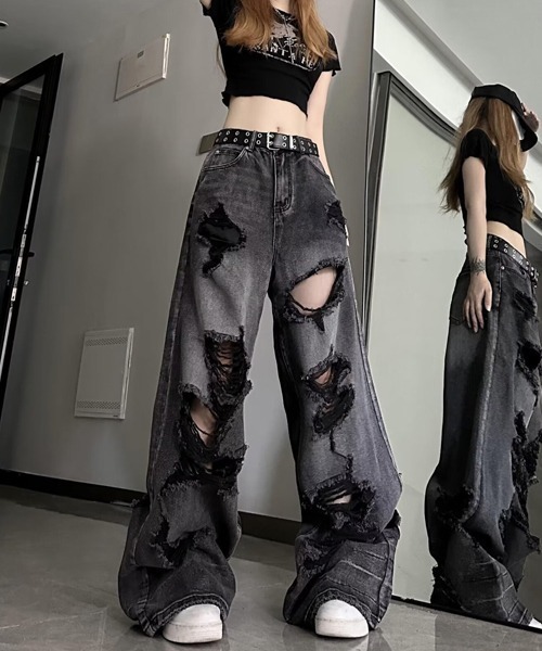 Ressaca(レサーカ)の「ルーズシルエットダメージ加工ブラックデニムパンツ(デニムパンツ・メンズ・ブラック・L/M/XL)」の7枚目の写真