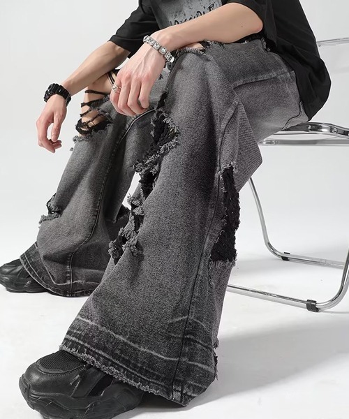 Ressaca(レサーカ)の「ルーズシルエットダメージ加工ブラックデニムパンツ(デニムパンツ・メンズ・ブラック・L/M/XL)」の3枚目の写真