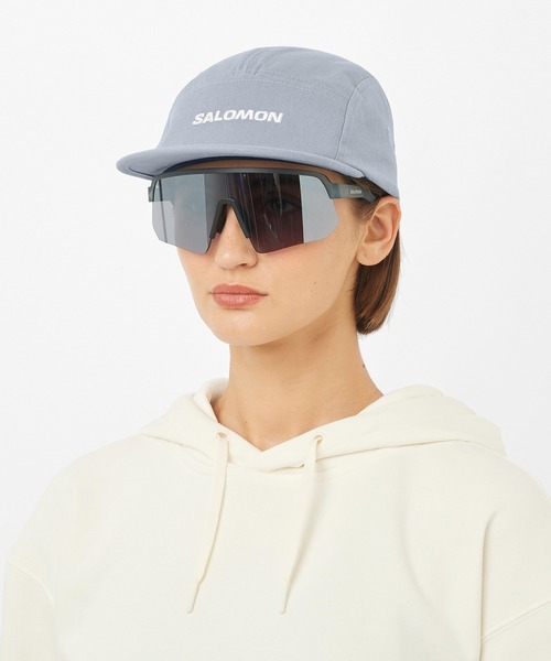 SALOMON(サロモン)の「【SALOMON】LOGO 5 PANEL(キャップ・メンズ・ブラック/サックスブルー・L/XL/S/M)」の8枚目の写真