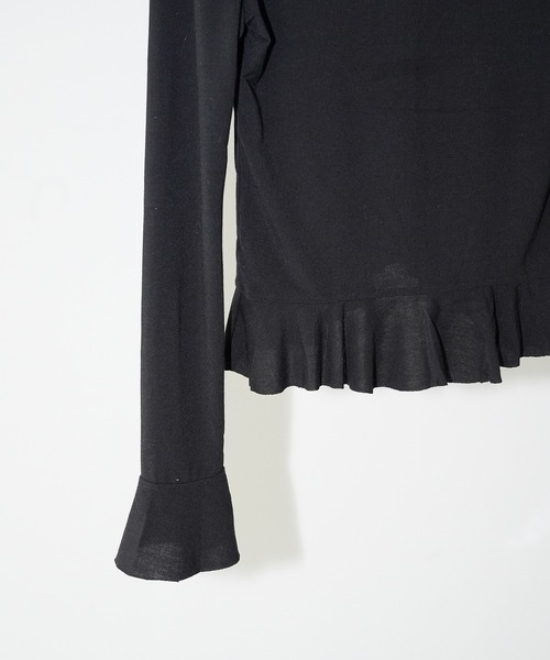 chuclla(チュクラ)の「ラッフルVネックトップス chw26s081(Tシャツ/カットソー・レディース・ブラック・FREE)」の14枚目の写真