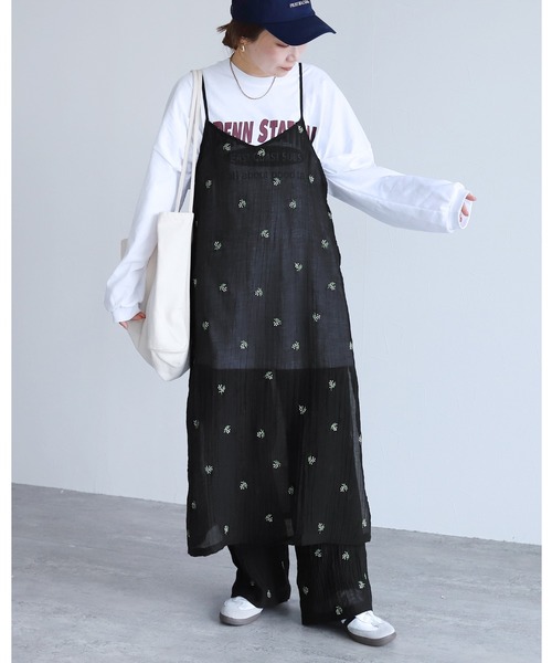 reca（レカ）の「小花柄刺繍シアーキャミワンピース（ワンピース・レディース・アイボリー/ブラック・FREE）」の2枚目の写真