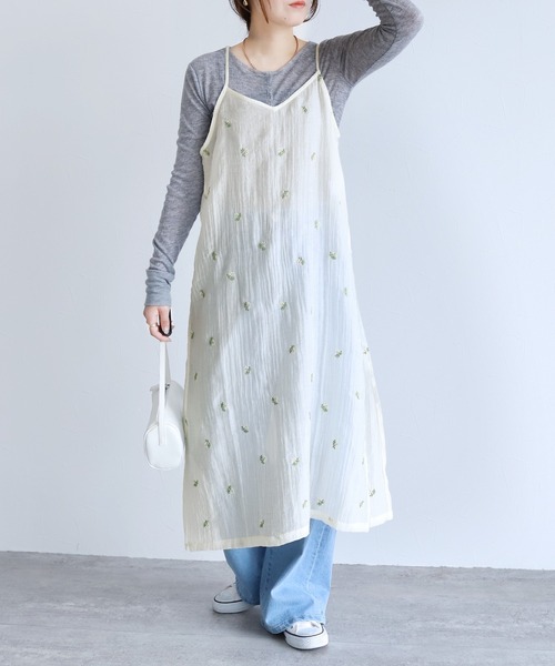 reca（レカ）の「小花柄刺繍シアーキャミワンピース（ワンピース・レディース・アイボリー/ブラック・FREE）」の3枚目の写真