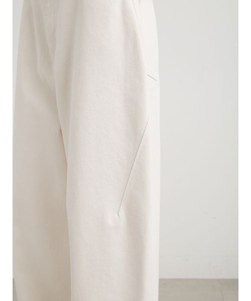 ハイフォルムコクーンデニム（デニムパンツ）｜MIESROHE（ミースロエ
