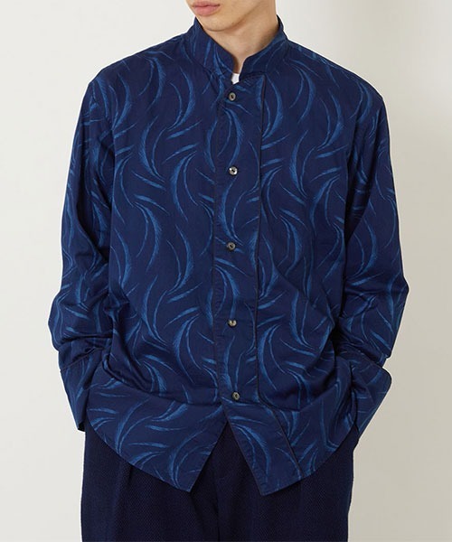 BLUE BLUE JAPAN(ブルーブルージャパン)の「インディゴバッセン スリーピーシャツ(シャツ/ブラウス・メンズ・インディゴブルー・M/L/XL/S)」の2枚目の写真