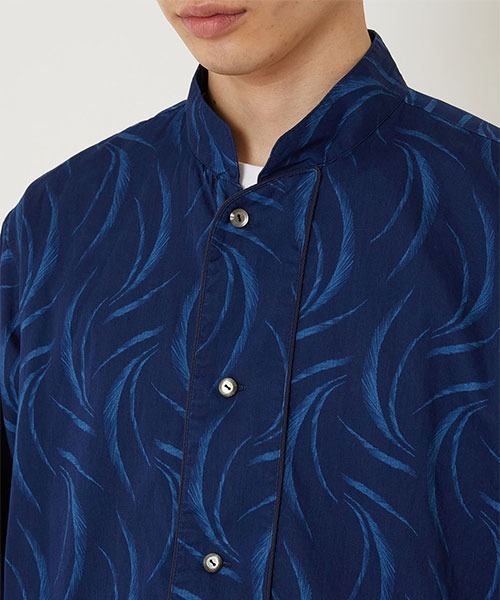 BLUE BLUE JAPAN(ブルーブルージャパン)の「インディゴバッセン スリーピーシャツ(シャツ/ブラウス・メンズ・インディゴブルー・M/L/XL/S)」の5枚目の写真