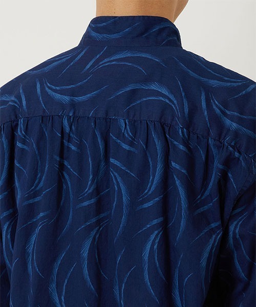 BLUE BLUE JAPAN(ブルーブルージャパン)の「インディゴバッセン スリーピーシャツ(シャツ/ブラウス・メンズ・インディゴブルー・M/L/XL/S)」の6枚目の写真