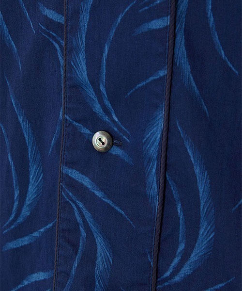 BLUE BLUE JAPAN(ブルーブルージャパン)の「インディゴバッセン スリーピーシャツ(シャツ/ブラウス・メンズ・インディゴブルー・M/L/XL/S)」の8枚目の写真