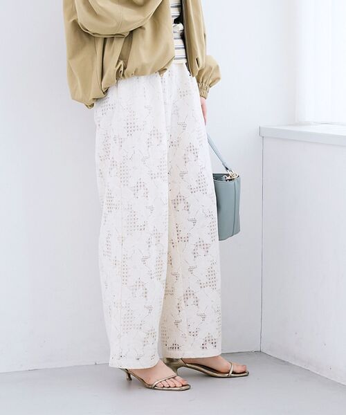 le.coeur blanc(ルクールブラン)の「レースイージーワイドパンツ(その他パンツ・レディース・ミント/ブラック/オフホワイト・38)」の6枚目の写真