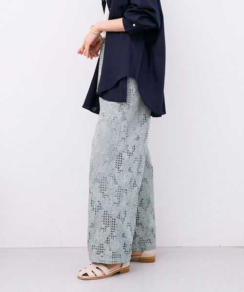 le.coeur blanc(ルクールブラン)の「レースイージーワイドパンツ(その他パンツ・レディース・ミント/ブラック/オフホワイト・38)」の4枚目の写真