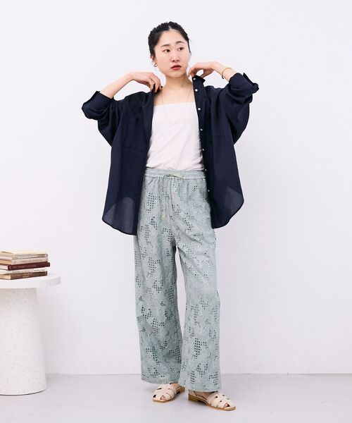 le.coeur blanc(ルクールブラン)の「レースイージーワイドパンツ(その他パンツ・レディース・ミント/ブラック/オフホワイト・38)」の5枚目の写真