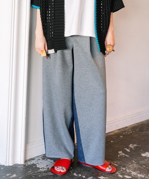 AULA AILA（アウラアイラ）の「デニムコンビネーションパンツ（デニムパンツ・レディース・インディゴブルー/ライトブルー/ブラック・1/0）」の10枚目の写真