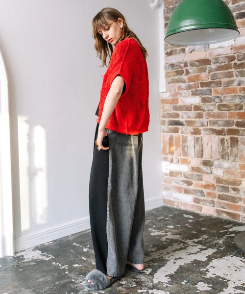 AULA AILA（アウラアイラ）の「デニムコンビネーションパンツ（デニムパンツ・レディース・インディゴブルー/ライトブルー/ブラック・1/0）」の21枚目の写真