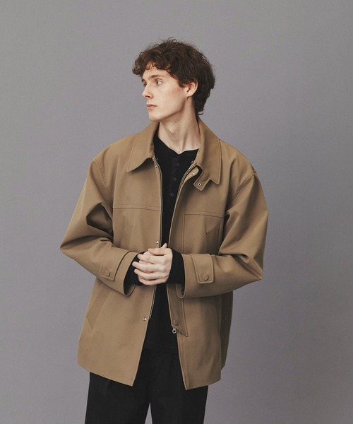 PUBLIC TOKYO（パブリックトウキョウ）の「2WAYレザーカラーハーフコート    /ジャケット/春服/ブルゾン（ステンカラーコート・メンズ・ベージュ/ダークグレー・1/2）」の18枚目の写真