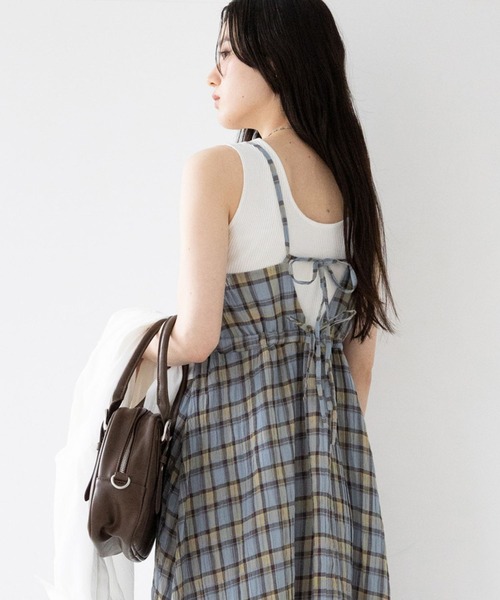 RAGEBLUE(レイジブルー)の「バックリボン/楊柳柄キャミワンピース(ワンピース・レディース・ブルー系/ブラック系/ネイビー系/ホワイト系・FREE)」の4枚目の写真