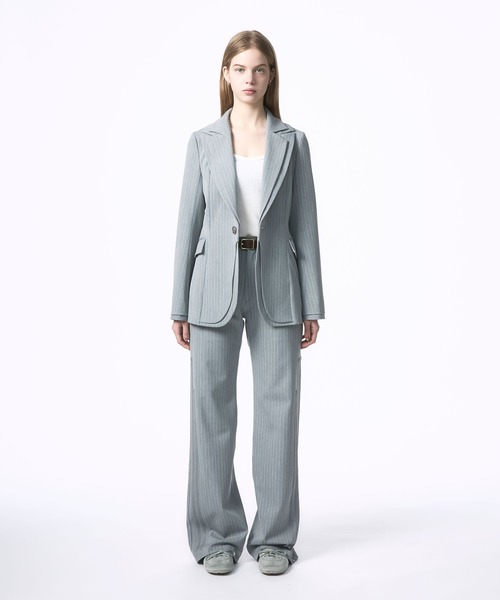 Nora Lily elle(ノラリリーエル)の「【Nora Lily】「elle」Pin Stripe Double Lapel Jacket(テーラードジャケット・レディース・ダークグレー/グレー・FREE)」の4枚目の写真