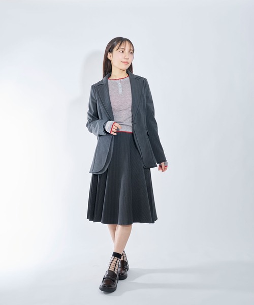 Nora Lily elle(ノラリリーエル)の「【Nora Lily】「elle」Pin Stripe Double Lapel Jacket(テーラードジャケット・レディース・ダークグレー/グレー・FREE)」の21枚目の写真