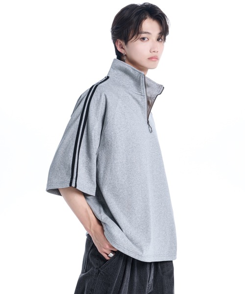 Over Size Line Sleeve Half-Zip Tee / オーバーサイズ ラインスリーブ