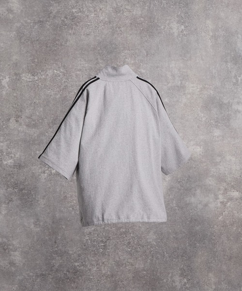 ADRER(アドラー)の「Over Size Line Sleeve Half-Zip Tee / オーバーサイズ ラインスリーブ ハーフジップT(Tシャツ/カットソー・メンズ・ブラック/グレー/ブラック系1/ホワイト系1・XS/S/M/L)」の22枚目の写真