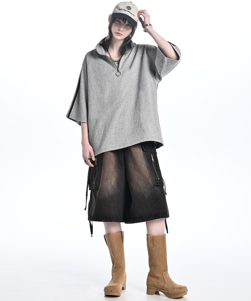 ADRER(アドラー)の「Over Size Line Sleeve Half-Zip Tee / オーバーサイズ ラインスリーブ ハーフジップT(Tシャツ/カットソー・メンズ・ブラック/グレー/ブラック系1/ホワイト系1・XS/S/M/L)」の16枚目の写真