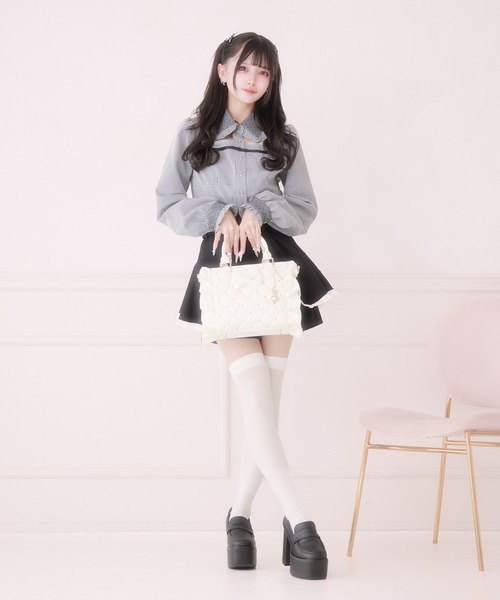 Pal elfy(パルエルフィー)の「ビジュー付きキルティング姫痛バ(ショルダーバッグ・レディース・オフホワイト/ブラック・フリー)」の7枚目の写真