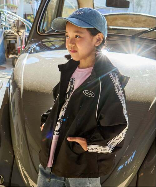 X-girl Stages（エックスガールステージス）の「肩ロゴラインブルゾン（ブルゾン・キッズ・ブラック/ピンク・130cm/120cm/100cm/110cm/140cm/90cm）」の2枚目の写真