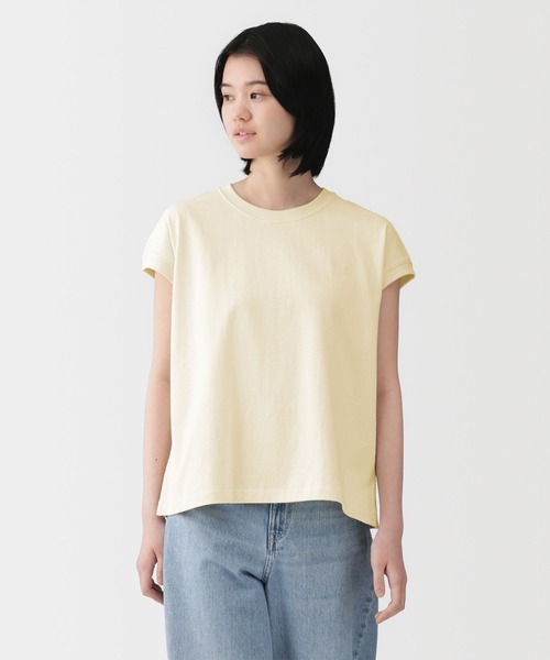 無印良品(ムジルシリョウヒン)の「婦人 引き揃え天竺編みフレンチスリーブTシャツ(Tシャツ/カットソー・レディース・ダークグレー/ブルー系/ホワイト/ライトブルー/ブラック/ライトイエロー・S/M/L/XL)」の6枚目の写真