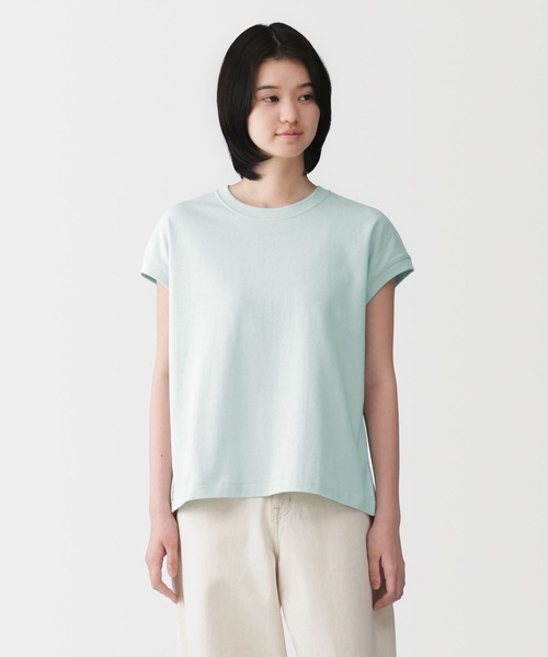 無印良品(ムジルシリョウヒン)の「婦人 引き揃え天竺編みフレンチスリーブTシャツ(Tシャツ/カットソー・レディース・ダークグレー/ブルー系/ホワイト/ライトブルー/ブラック/ライトイエロー・S/M/L/XL)」の4枚目の写真