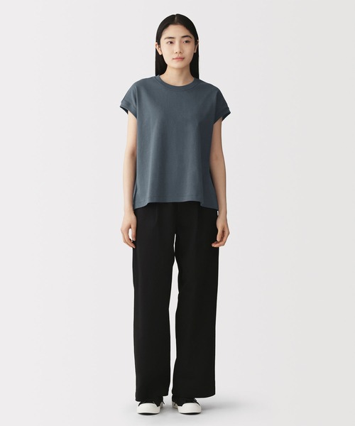 無印良品(ムジルシリョウヒン)の「婦人 引き揃え天竺編みフレンチスリーブTシャツ(Tシャツ/カットソー・レディース・ダークグレー/ブルー系/ホワイト/ライトブルー/ブラック/ライトイエロー・S/M/L/XL)」の21枚目の写真