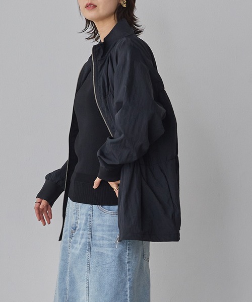 hunch（ハンチ）の「ナイロン シャーリング ダブルジップブルゾン（ブルゾン・レディース・ブラック/アイボリー/セージグリーン・FREE）」の10枚目の写真